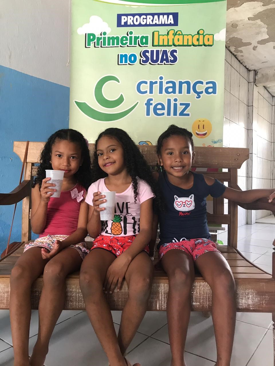 Camacã: Famílias do Projeto Criança Feliz se reúnem em café da manhã em Leoventura